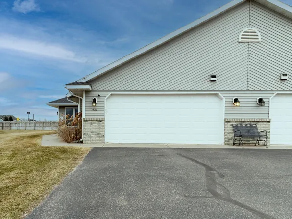 1425 Fairview Ln, Little Falls, MN 56345