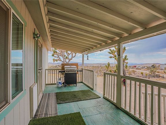 3rd image of 8176 W Santa Cruz Drive