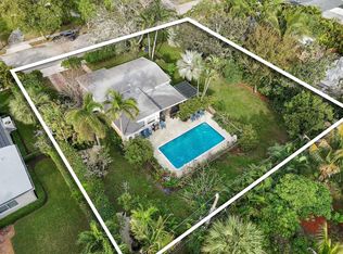 1002 Ardmore Rd, West Palm Beach, FL 33401