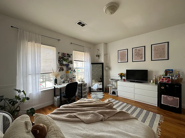 1820 W Norris St #2 — Photo 14