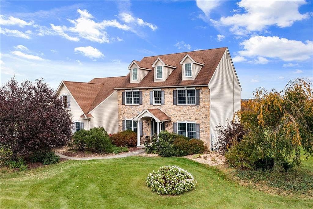 101 Country Chase Dr, Wind Gap, PA 18091 Zillow