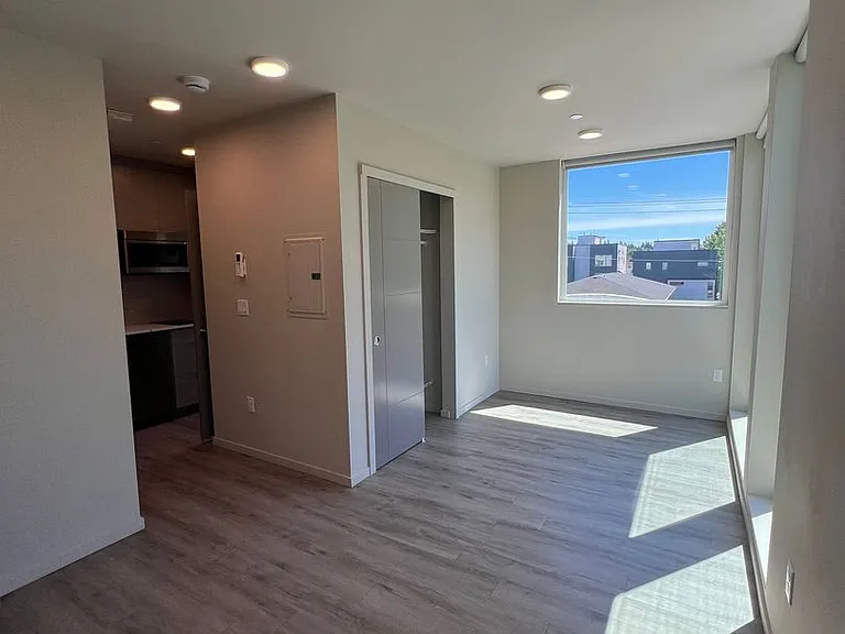 The Merz Luxury Apartments — Photo 18
