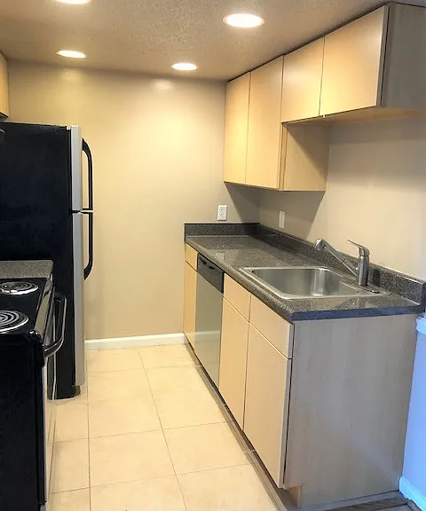 1 bed, 1.0 bath, $625 — Photo 4