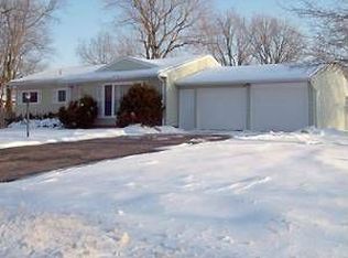 215 Wildbriar Rd, Rochester, NY 14623