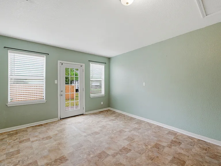 13-web-or-mls-6960-klondike-rd_07072026