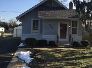 4905 Puffer Rd, Downers Grove, IL 60515