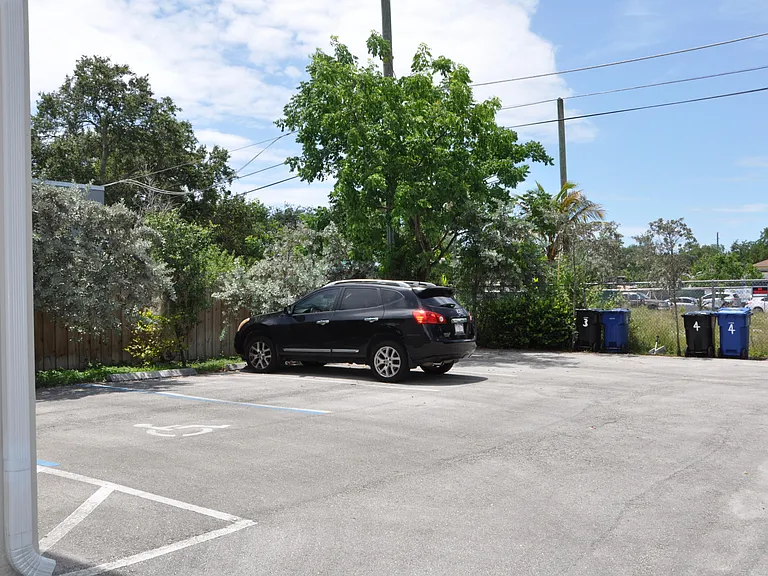 1216 NW 6th Ct #2 — Photo 15