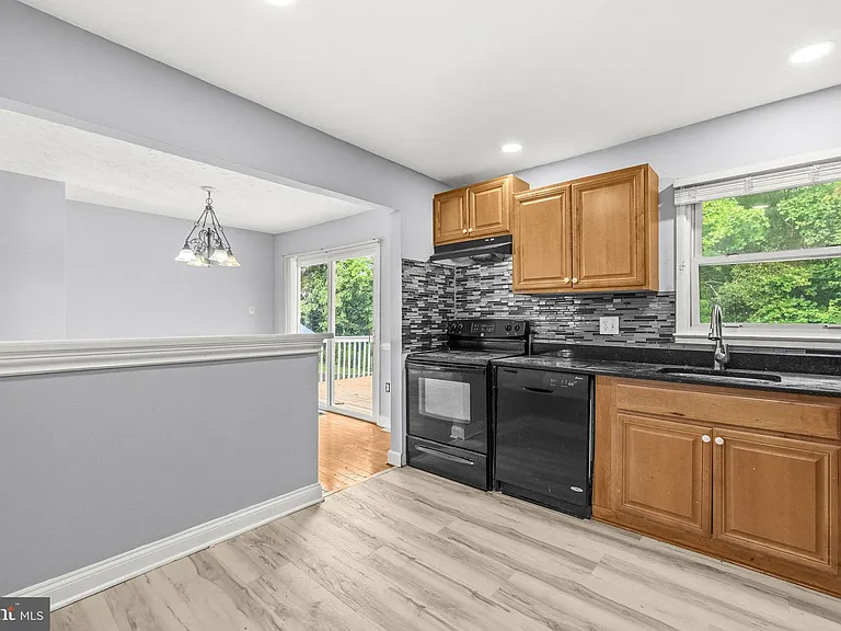 12806 Kerrydale Rd — Photo 13