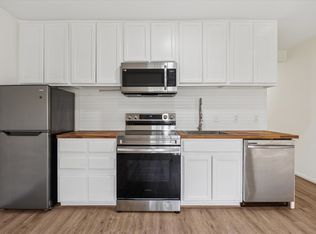 1011 W 10th St APT 3, Houston, TX 77008