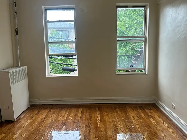 1922 Hobart Ave #27 — Photo 7