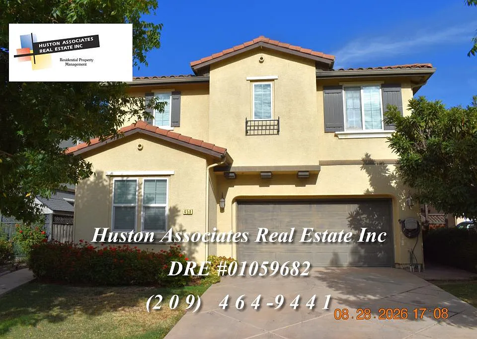 458 N Covina St