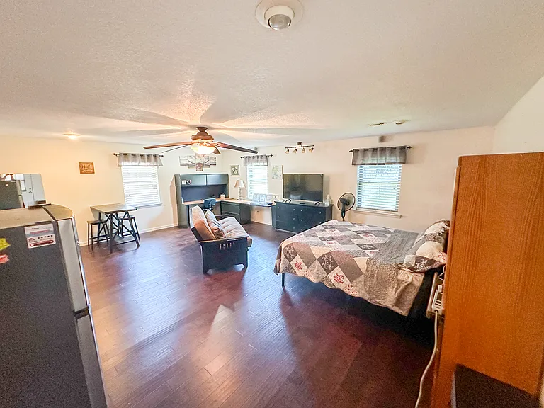 3000 Keller Hicks Rd #2 — Photo 43