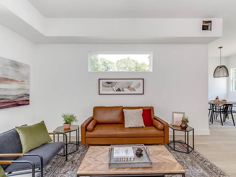 4800 Vinson Dr #B — Photo 15