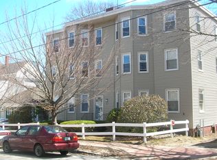 12 Pitt St APT 2, Portland, ME 04103