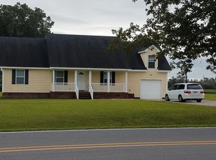 501 Middle Gibbs Rd, Knotts Island, NC 27950