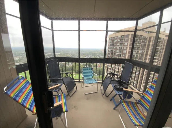 27110 Grand Central Parkway #30O, Floral Park, NY 11005