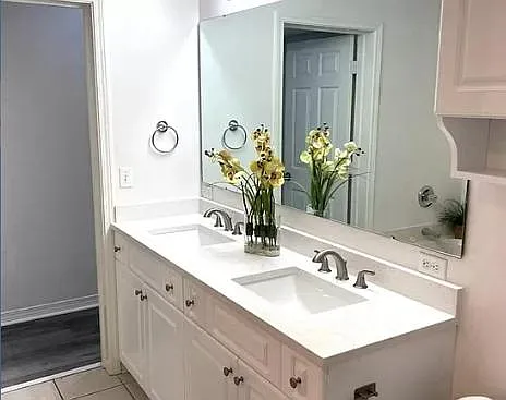 1319 Treasure Cv — Photo 5