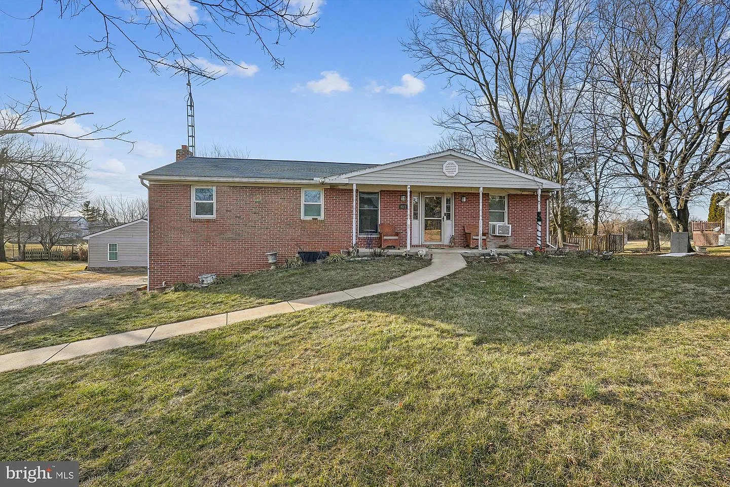 8112 Arcadia Ln photo 1