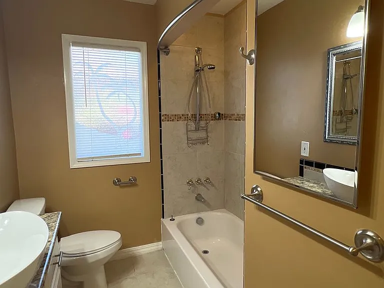 2629 Alder St — Photo 13