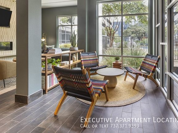 3rd image of 3701 S Lamar Blvd #2