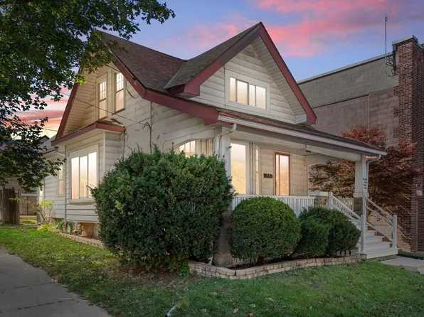 2961 South Delaware AVENUE, Milwaukee, WI 53207