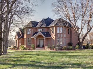 1758 Palmer Rd, Lebanon, TN 37090