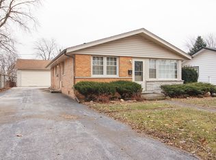3525 Wallace Ave, Steger, IL 60475