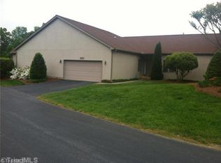 1951 Eastchester Dr UNIT B, High Pt, NC 27265