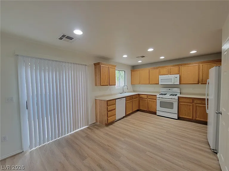 3813 Bayamon St #0 — Photo 2
