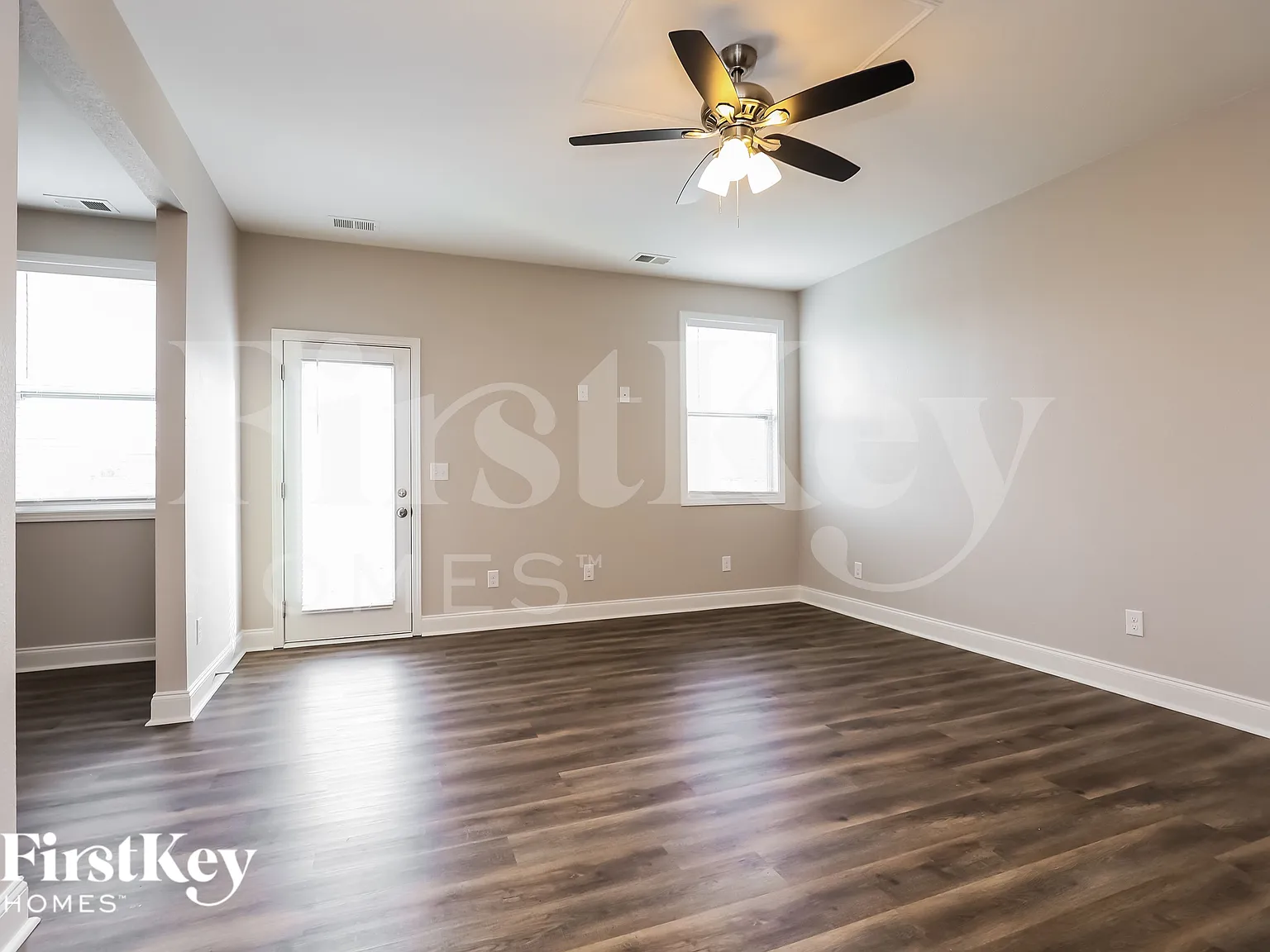 4 bed, 2.5 bath, 2183 sqft, $2,335 — Photo 2