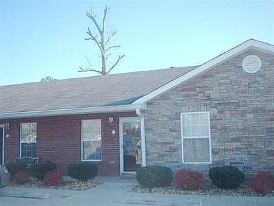 1st image of 102 Colson Village Ct