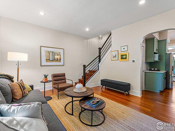 5th image of 3611 Mariposa St