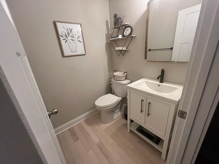 579 Whitney Rd — Photo 20