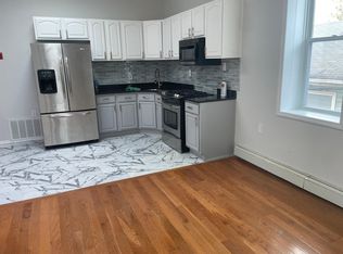 253 Pine St #2, Jersey City, NJ 07304