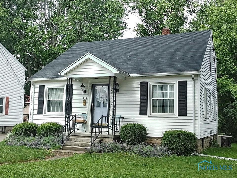 1st image of 727 Erie St