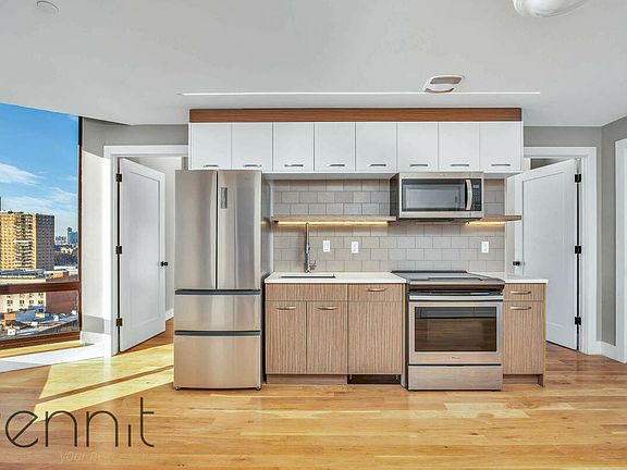 4th image of 31 Debevoise St #B9