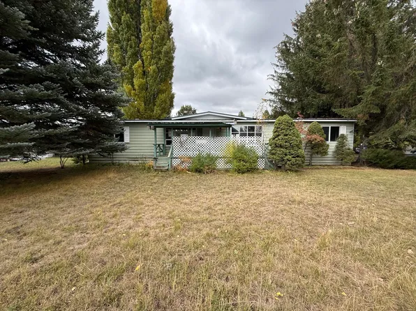 4000 Round Lake Rd Space 98, Klamath Falls, OR 97601