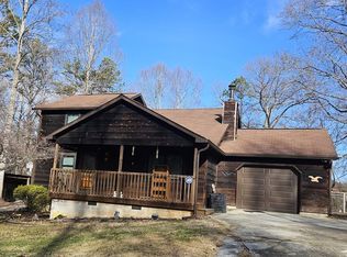 724 Chris Hill Dr, Seymour, TN 37865