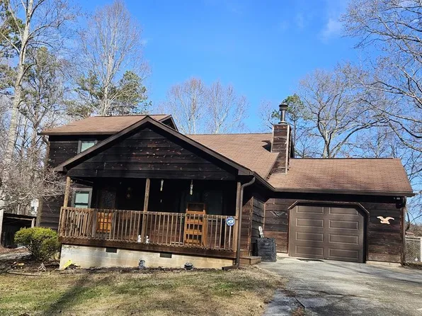 724 Chris Hill Dr, Seymour, TN 37865