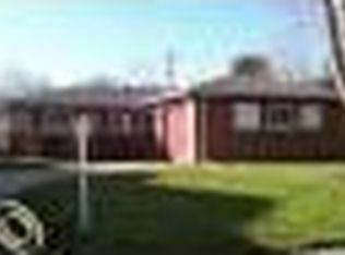 23231 Ashley Dr, Farmington Hills, MI 48336