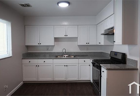 5th image of 4525 Santa Rosalia Dr #26