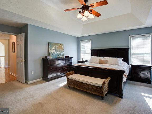 3rd image of 107 Boydton Plank Dr