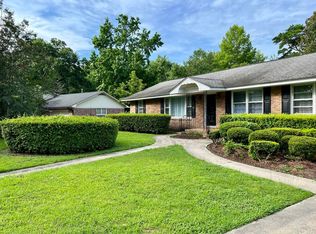 5897 Lakeview Pl, Hanahan, SC 29410
