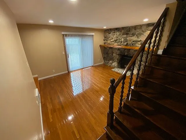2103 Jackson Blvd — Photo 4