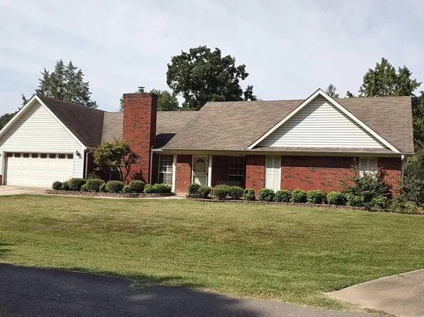 303 Lee Ln, Beebe, AR 72012