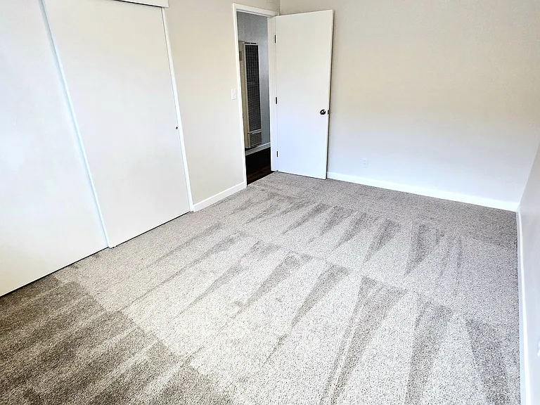 2974 Sherwin Ave — Photo 13