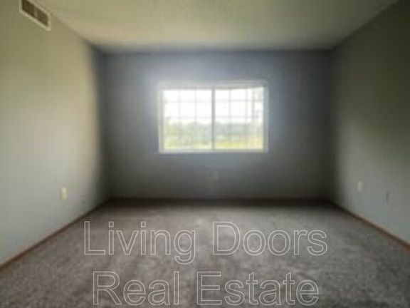 5th image of 603 S Washington St #21