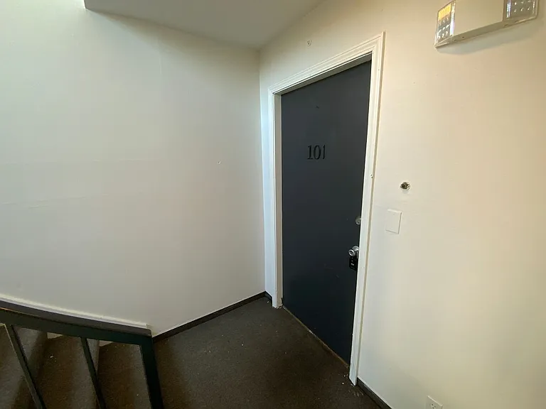 Anthony Street Condos — Photo 15