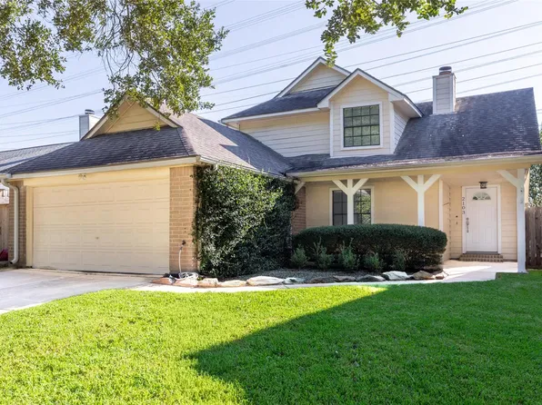 2103 Creekshire Dr, Sugar Land, TX 77478