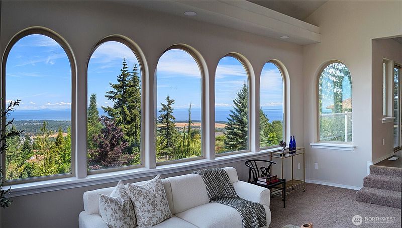 3rd image of 315 Quails Roost Road